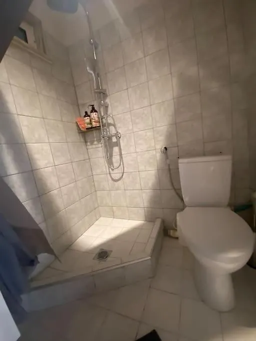 Apartment Studio Next To Campus & Hospitals-Thessaloniki Greece